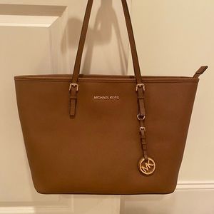 !!!SOLD!!! Michael Kors Tote